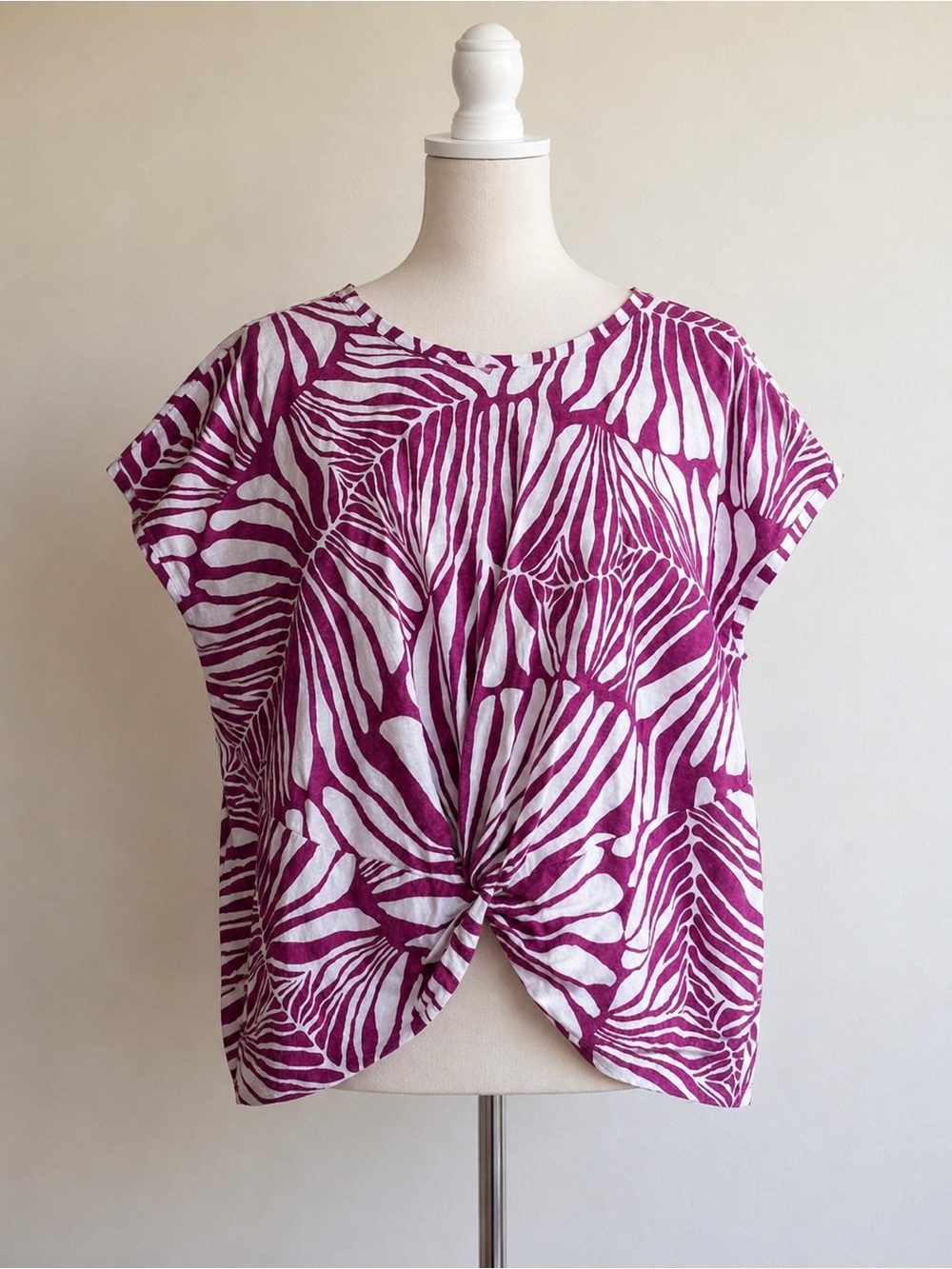 Chico’s Purple Tropical Leaf Print Top Size 2 - L Front Knot Cotton